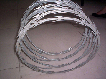 蛇腹型刀片刺網